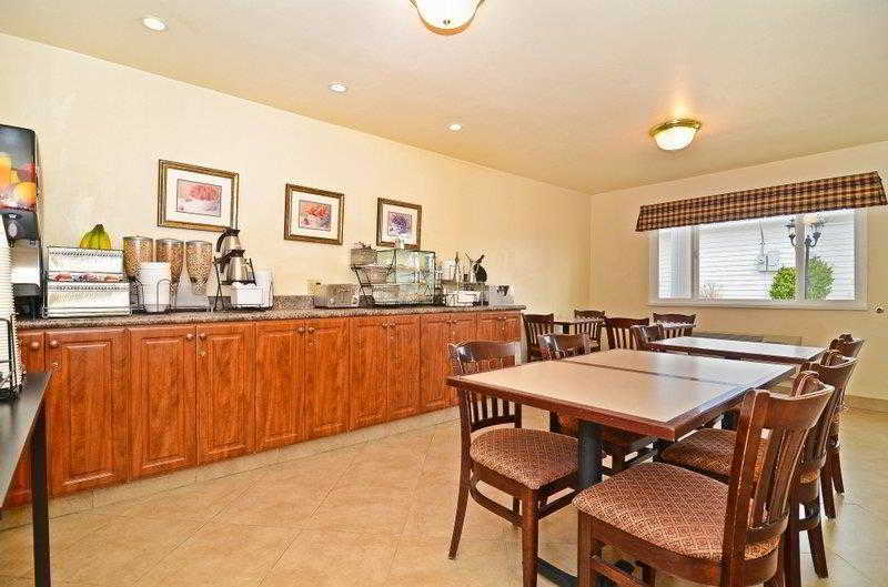 Quality Inn Price Gateway To Moab National Parks Ресторан фото